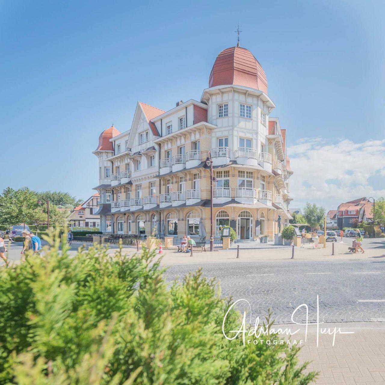 Grand Hotel Belle Vue De Haan Esterno foto